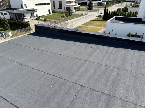 Eramu uue 1x sbsiga ja uued parapetiplekid.